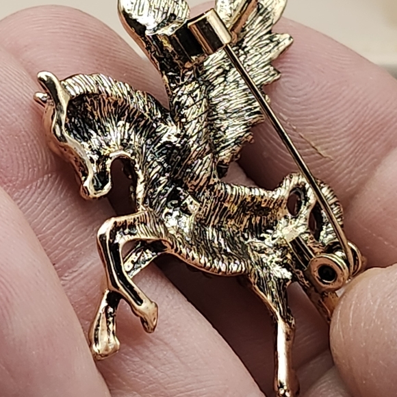 Betsey Johnson Pegasus Flying Stallion Rhinestones Pin Brooch - Picture 3 of 5